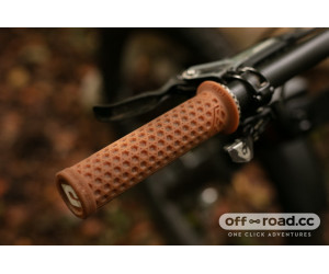 Грипси ODI Vans v2.1 Lock-On MTB Closed End 135mm